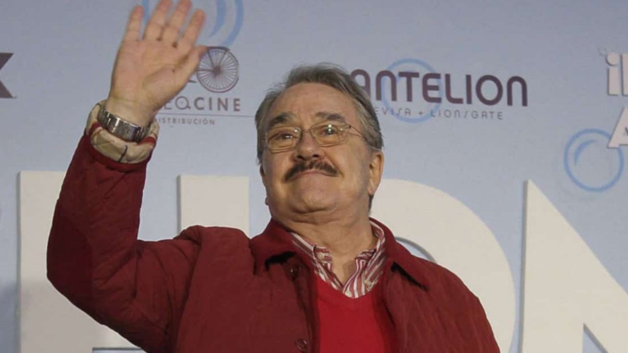 ¿Pedro Sola imitará foto de Noroña? El conductor sorprende a sus seguidores