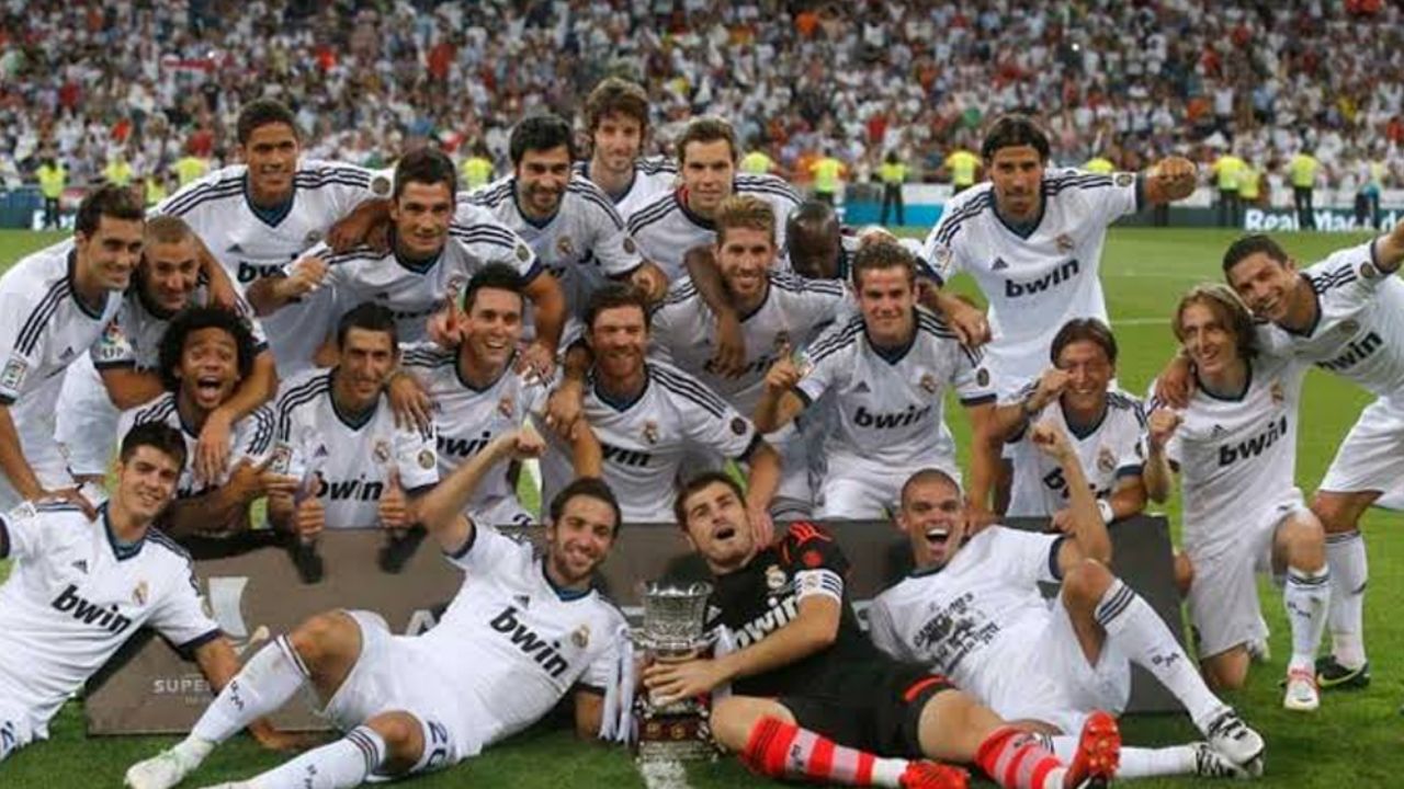 Real Madrid le da un duro golpe al Barcelona tras derrotarlos y ponerse en primer lugar