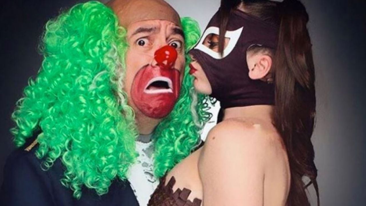 Ingrid Brans ‘La Reata’ se desprende la ropa y se muestra desde la regadera