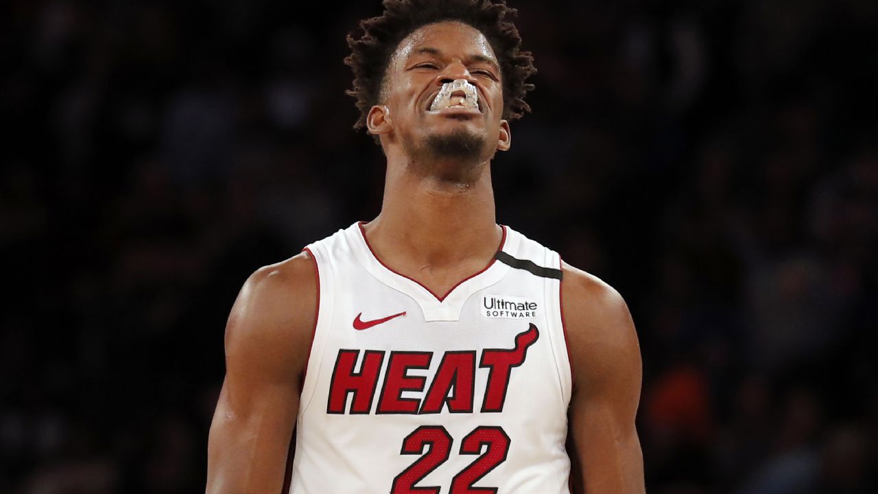 Los Knicks remontan y vencen al Heat en Nueva York