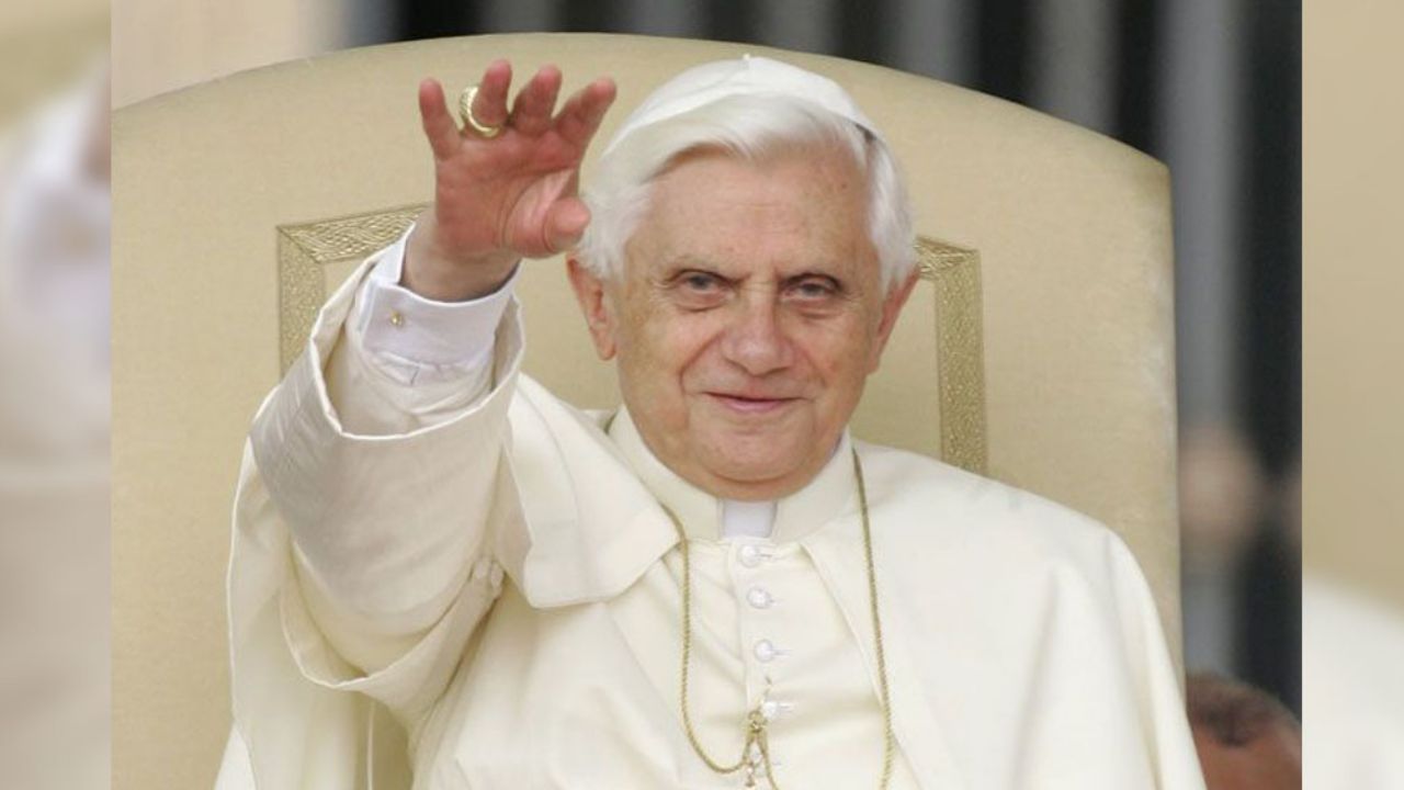 Benedicto XVI habla en defensa del celibato de sacerdotes