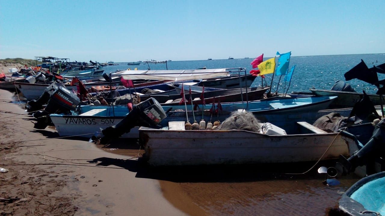 Pescadores de Huatabampo son rescatados en aguas de Sinaloa