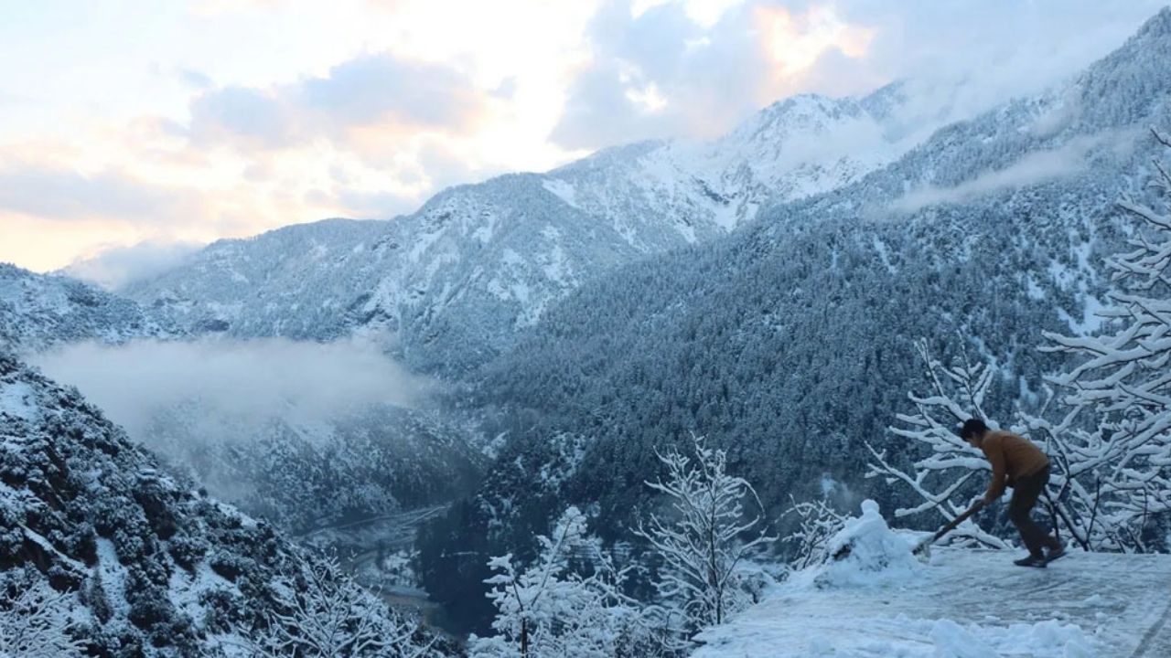 71 muertos, 29 heridos y desaparecidos por nieve y avalanchas en Cachemira