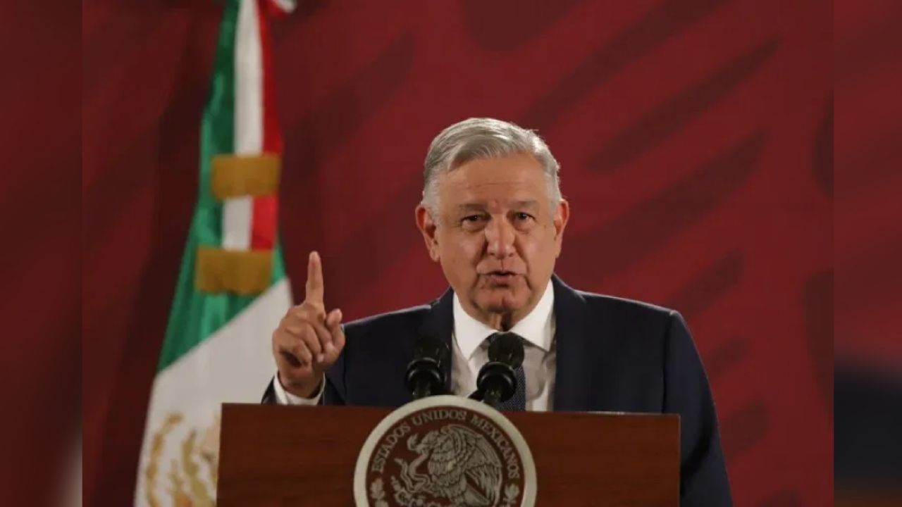 AMLO anuncia subasta de 72 aeronaves para recaudar más de 2 mil 500mdp