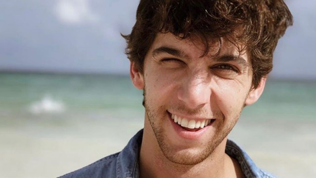 Captan a actor de ‘El Señor de los Cielos’ mientras besa a un hombre en Tulum