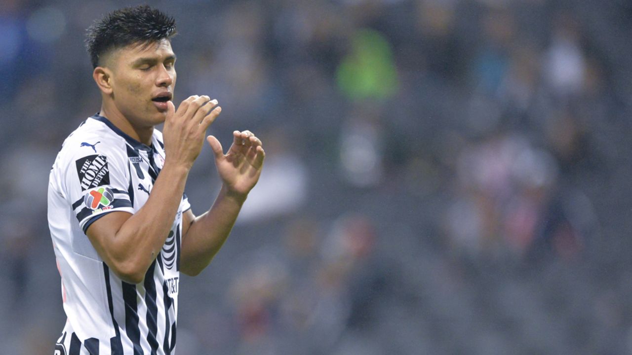 Comisión Disciplinaria suspende a Jesús Gallardo por cantos homofóbicos