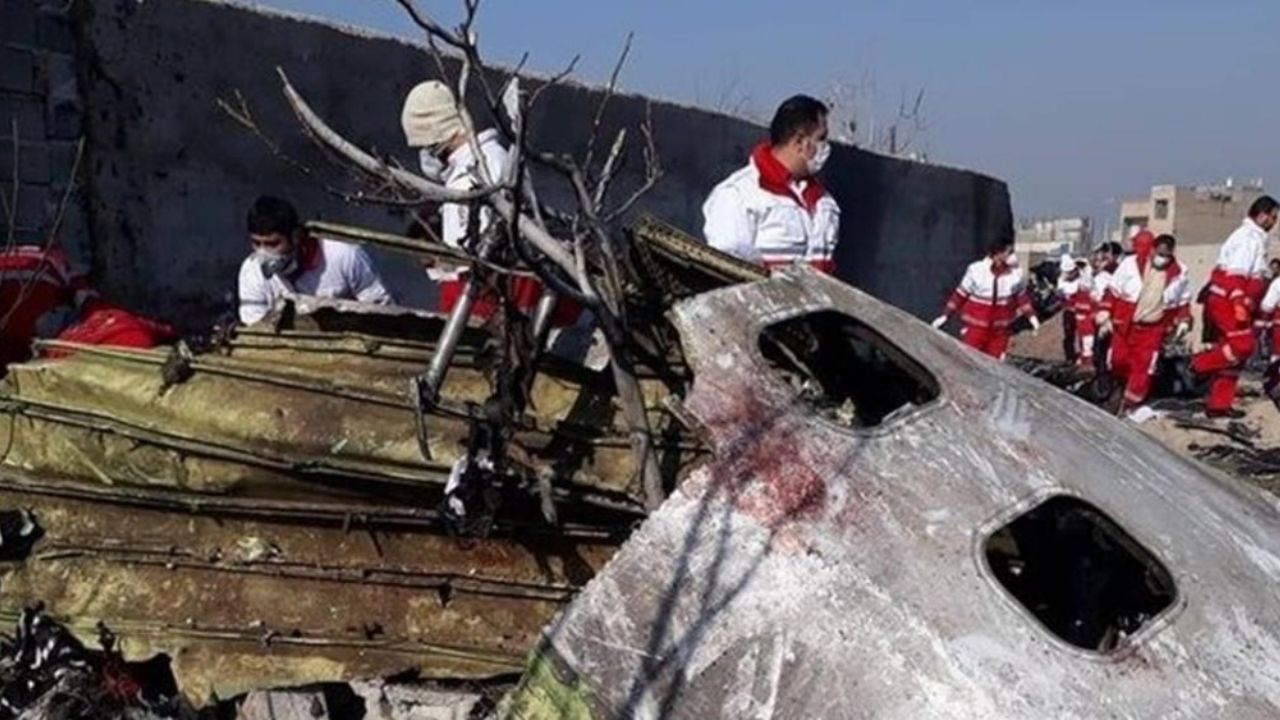 NYT difunde video en el que los misiles se impactan con el avión ucraniano