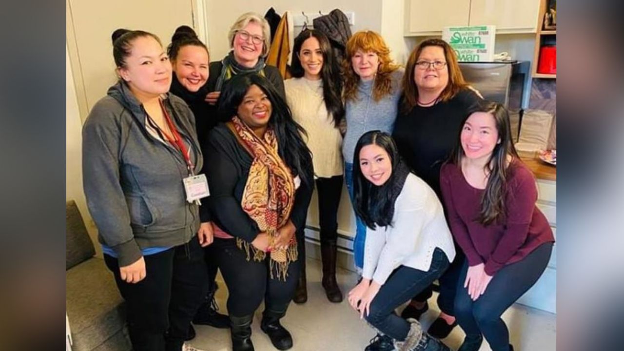 Meghan Markle se olvida del #Megxit y aparece en centro de crisis en Canadá