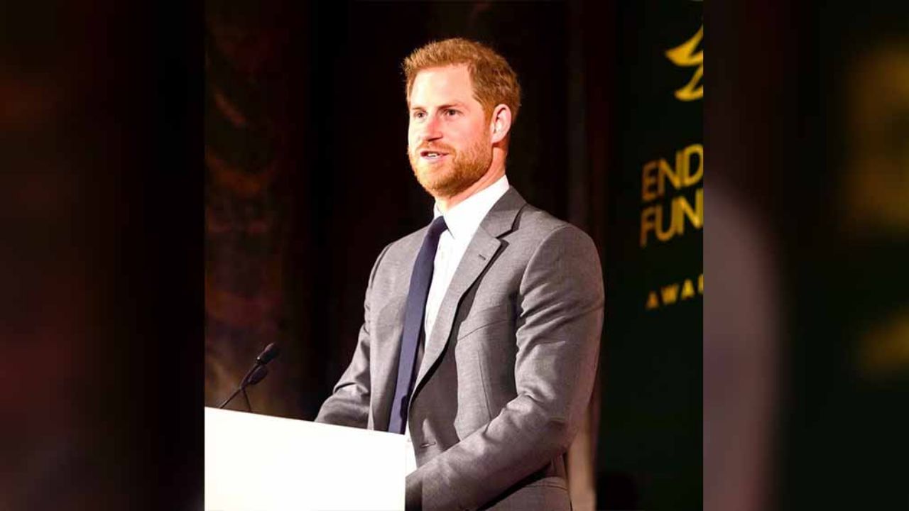 Harry vuelve a redes tras retiro de la realeza; aún no se reunirá con Meghan