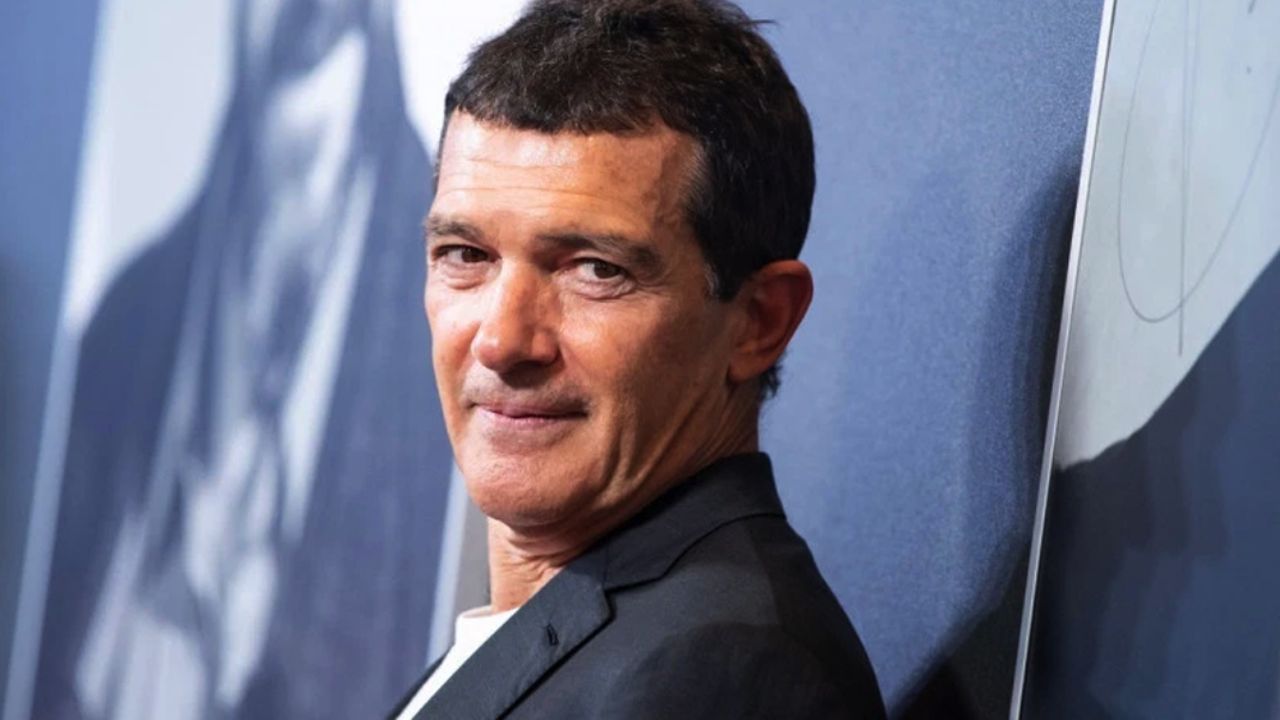 Polémica en los Oscar: Llaman a Antonio Banderas una persona de color