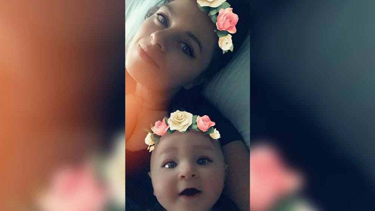 Bebé pierde la vida; su mamá lo dejó en la bañera para irse a fumar y oír música