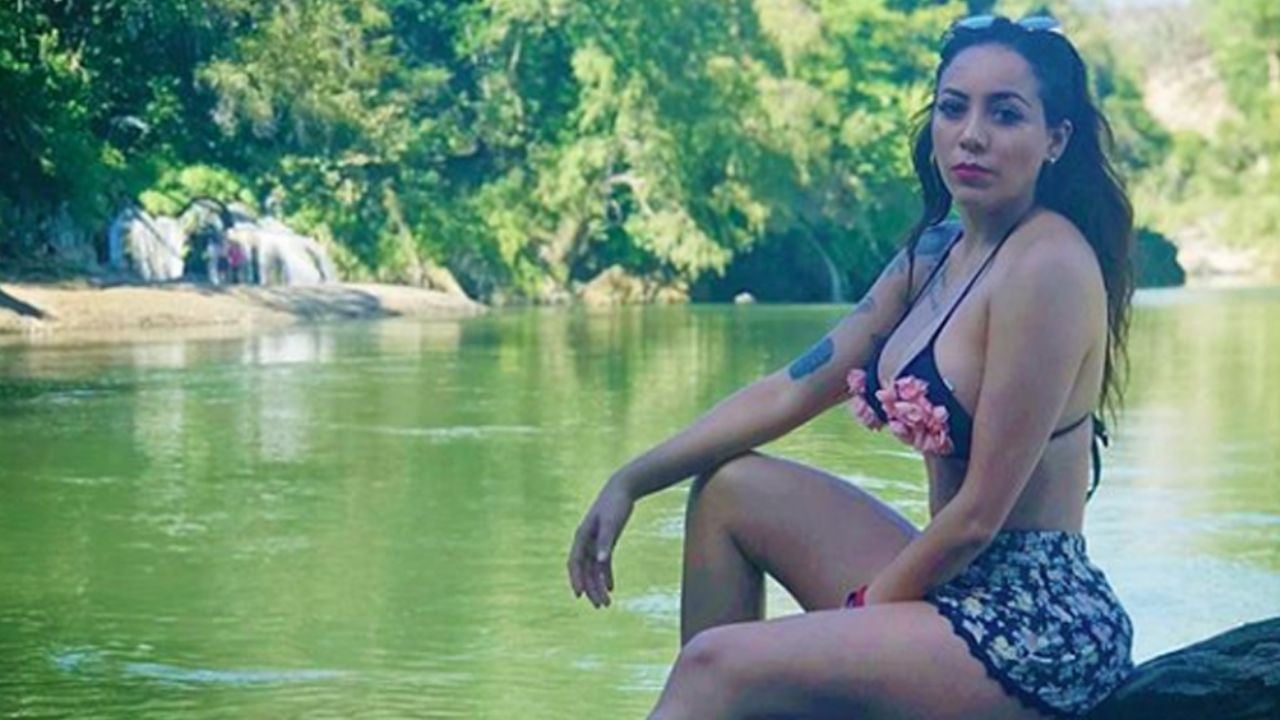 Pamela Carbajal de ‘Enamorándonos’ se exhibe en sexy bikini desde la calle