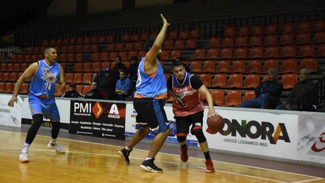 Los Indios de Agropecuaria triunfan en la liga de basquetbol de Navojoa