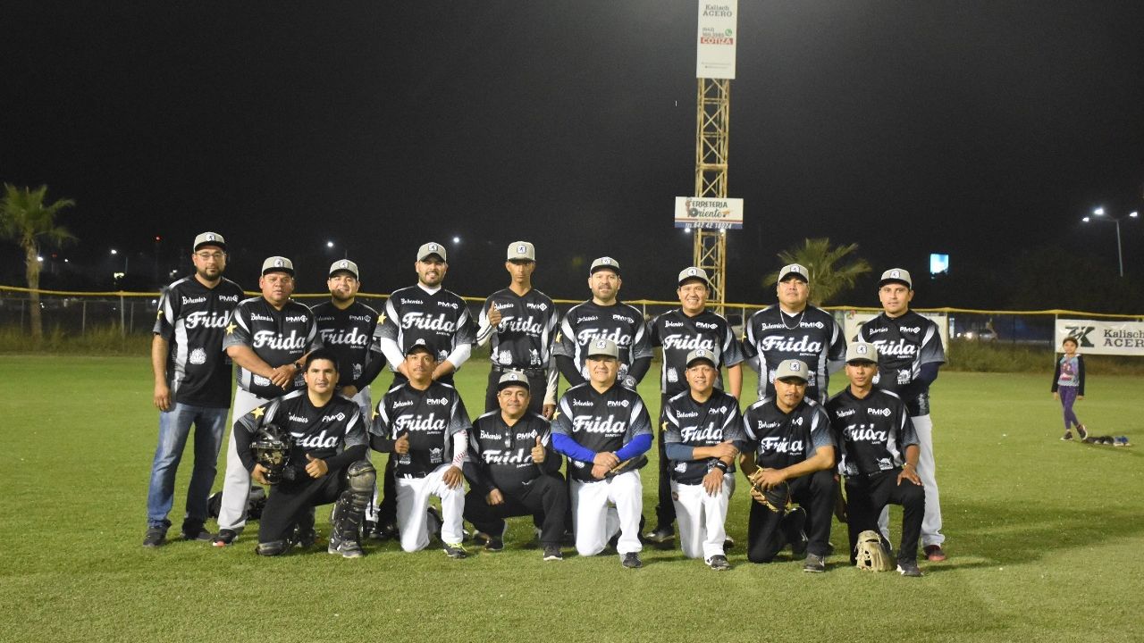 El equipo de Bohemios Frida Zapatería continúa invicto en el softbol de Navojoa