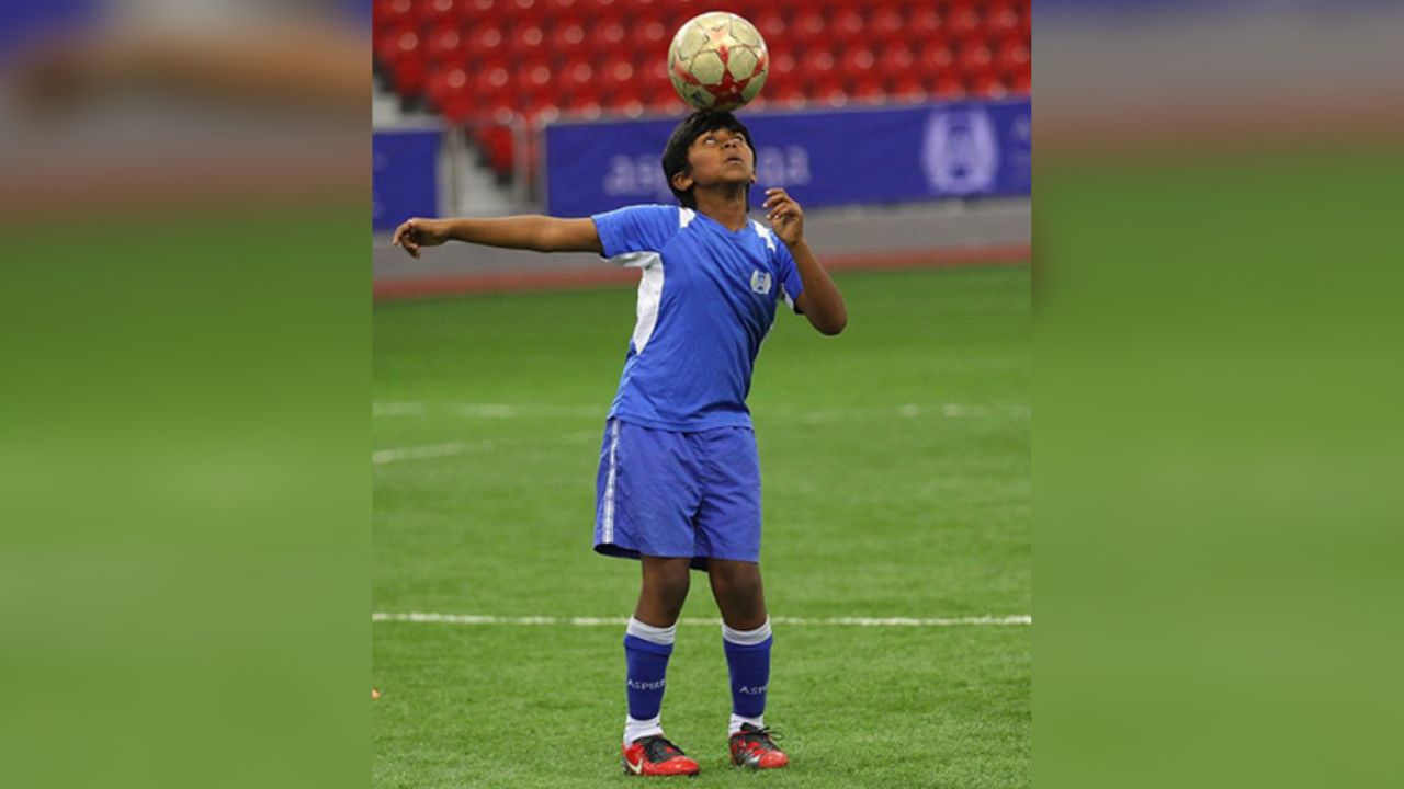 Escocia será el primer país europeo en prohibir balonazos con la cabeza a niños