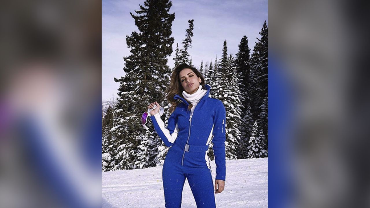 Anitta se olvida del pudor y exhibe su retaguardia en extravagante ‘outfit’