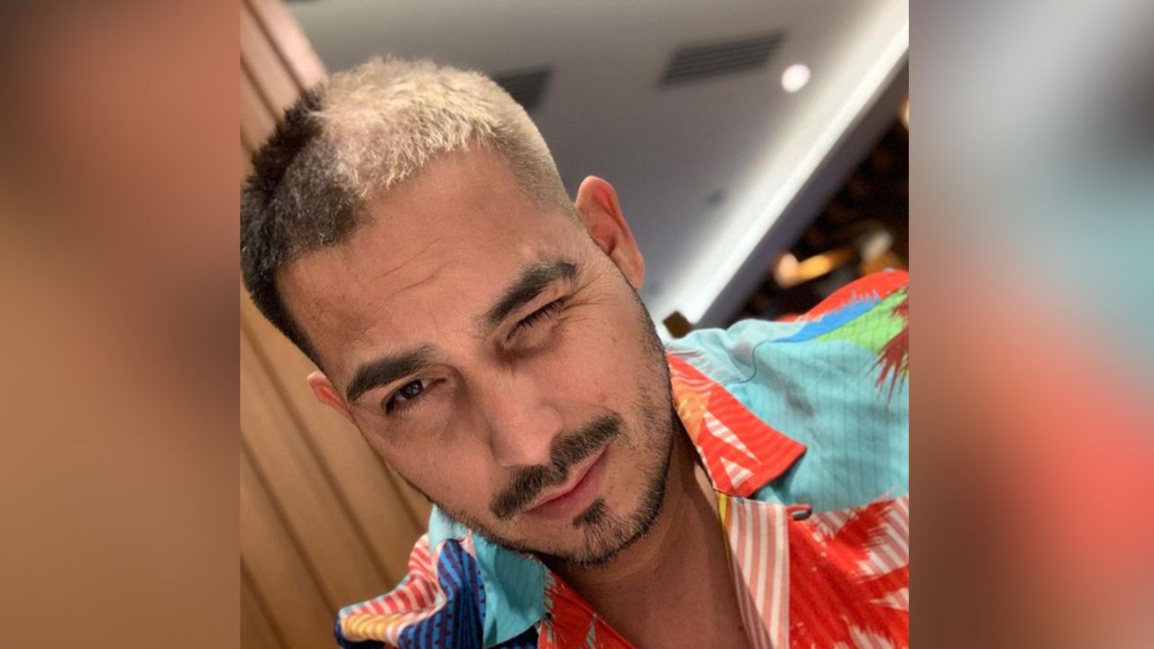 Tras radical cambio de ‘look’, Espinoza Paz es comparado con J Balvin