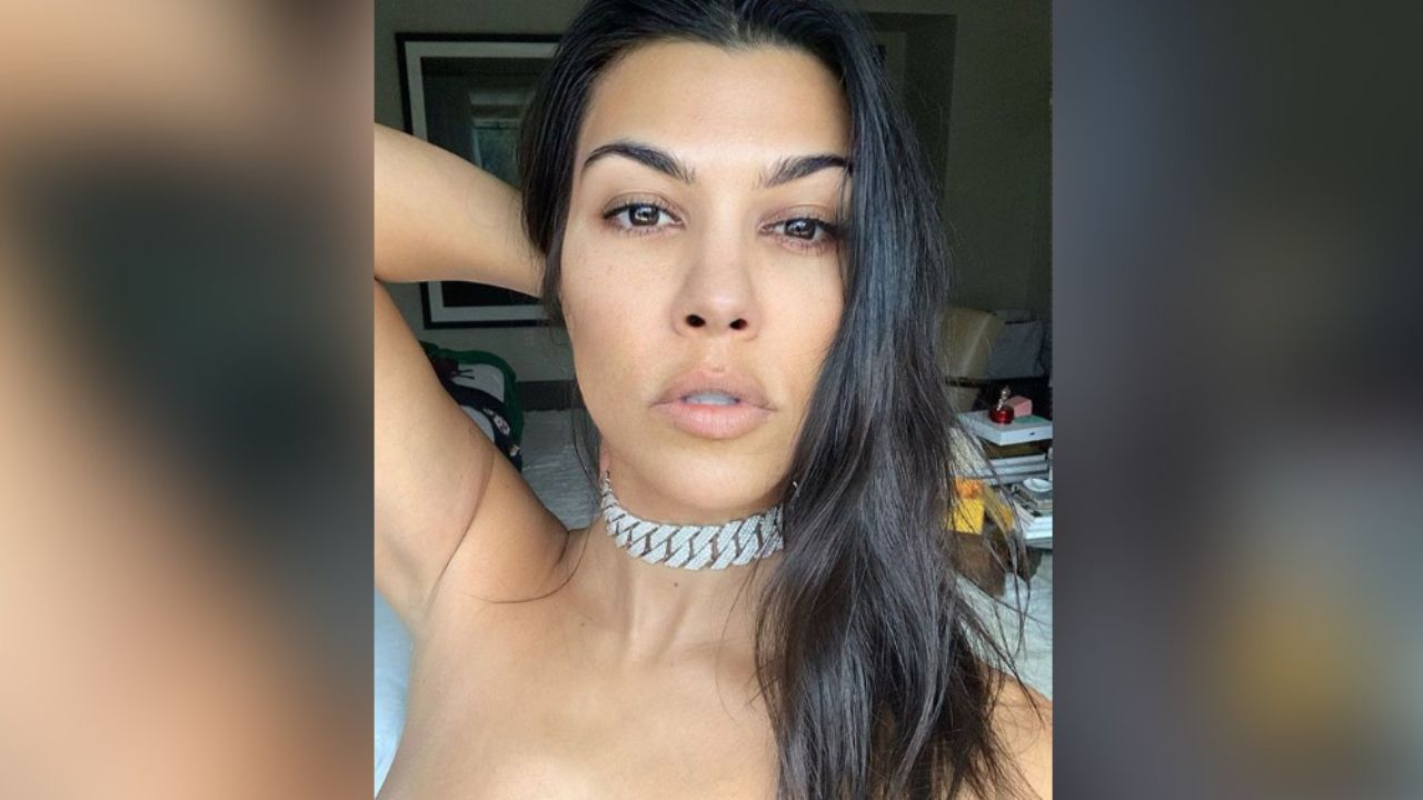 ¡Mamma mia! Kourtney Kardashian posa en bikini desde yate en Italia