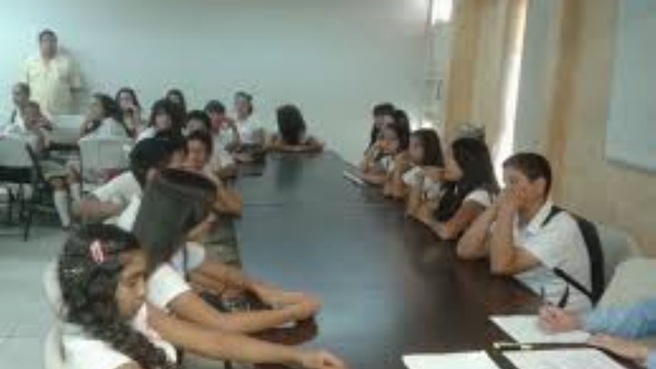 Detectan nueva modalidad para ingresar droga y alcohol en escuelas