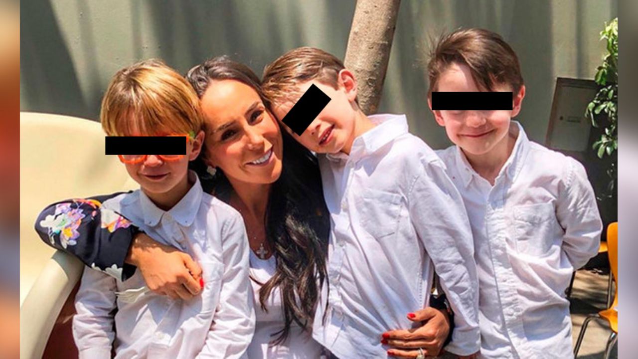 Inés Gómez Mont de manteles largos por el cumpleaños de sus trillizos