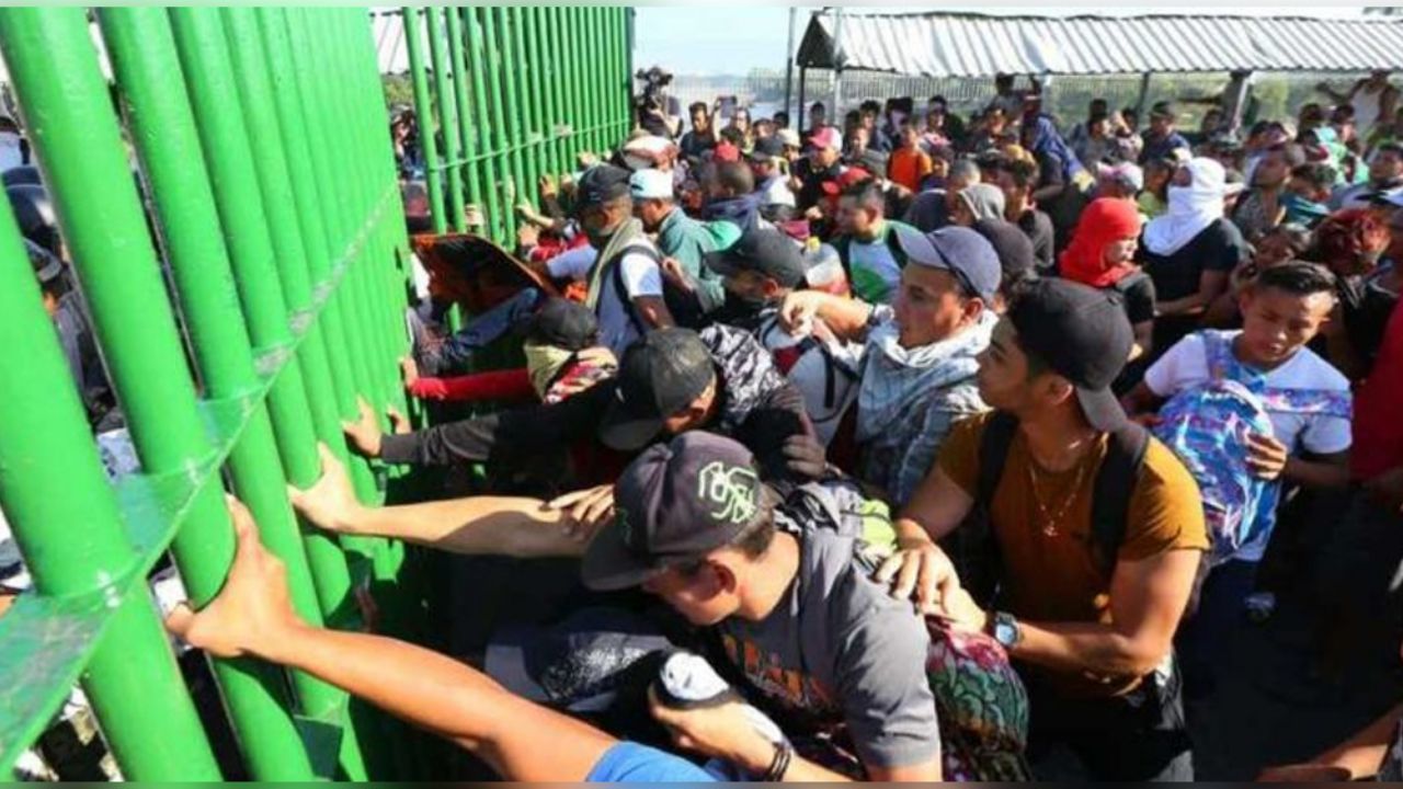 Migrantes envían carta a AMLO para pedirle acceso a territorio mexicano