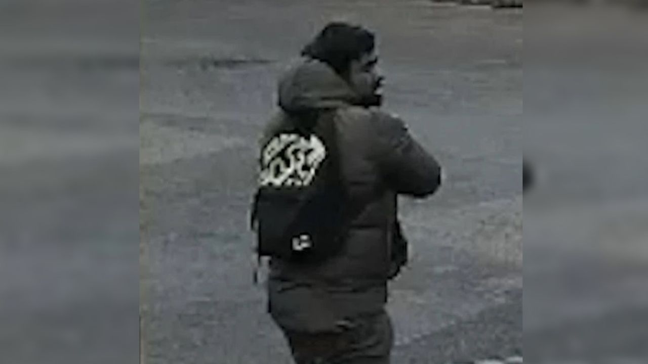 Revelan imagen del ‘psicópata sonriente’ que apuñaló a un menor