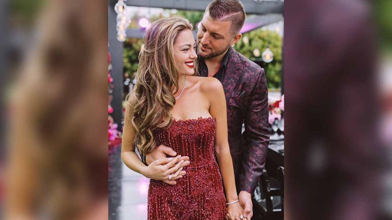 Miss Universo y exestrella de la NFL se casan en íntima ceremonia al atardecer