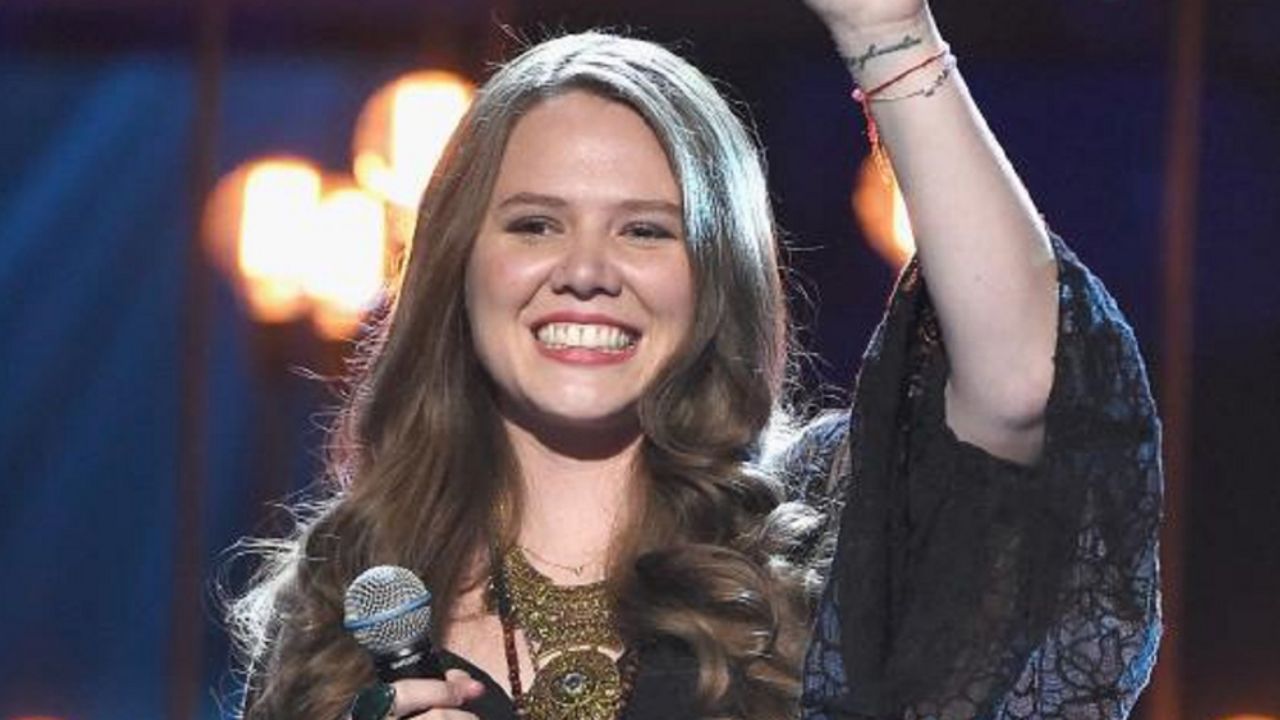 Joy Huerta comparte momento inédito con su hija Noah desde un museo