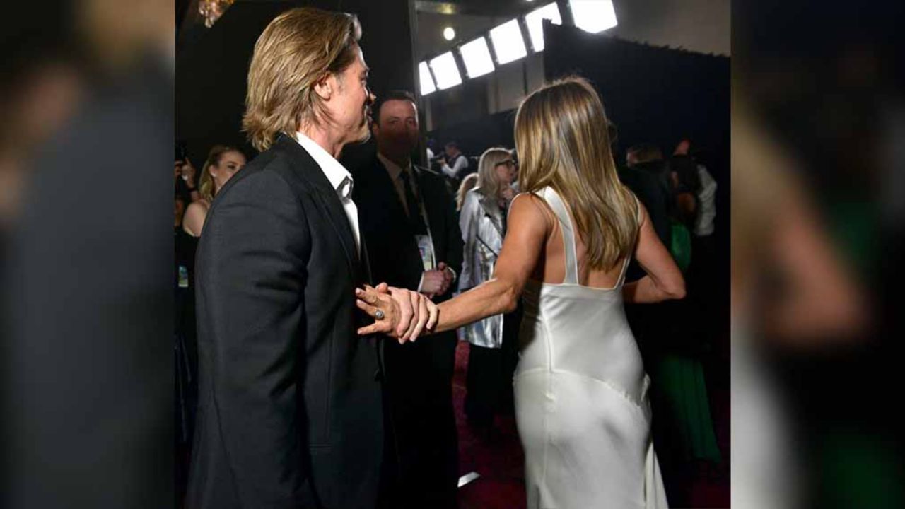 Courteney Cox ‘alimenta’ esperanza de romance entre Jennifer Aniston y Brad