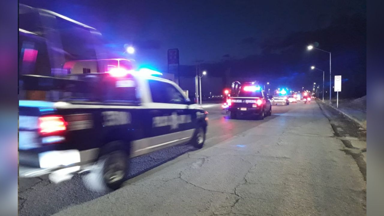 Comando armado acribilla a joven en la entrada de su casa en Los Mochis