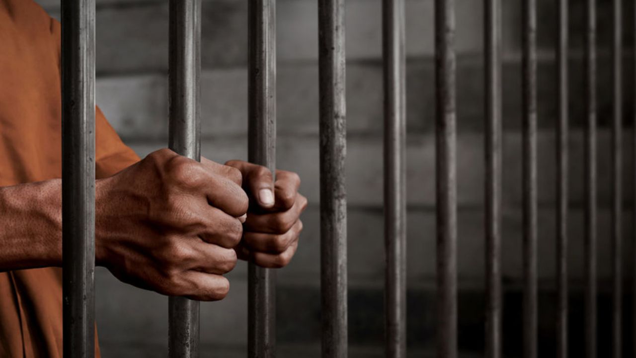 Hombre es vinculado a proceso por violar a su nieta y dejarla embarazada