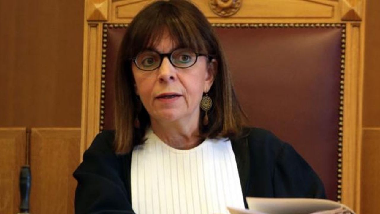 Parlamento nombra a una jueza como la primer mujer presidenta de Grecia