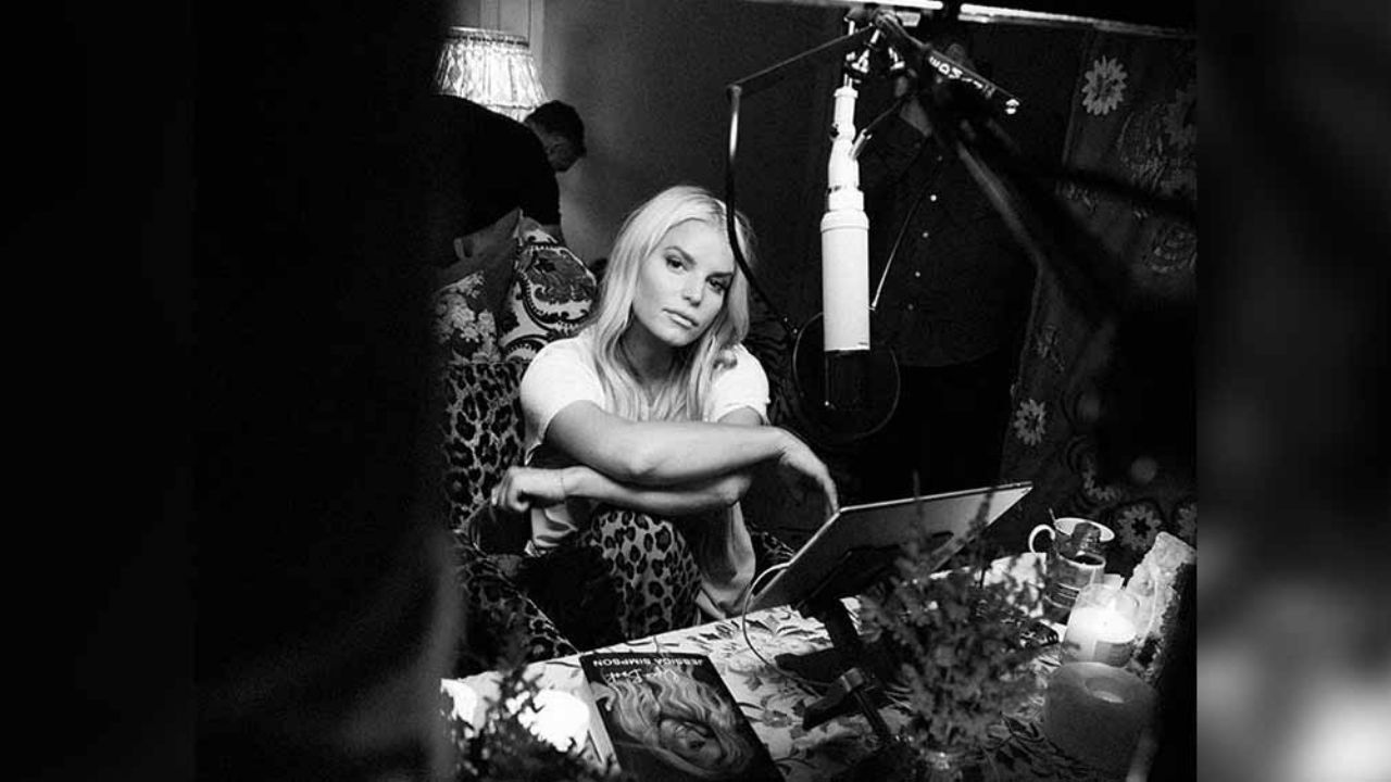 Revelación: Jessica Simpson se sumió en el alcohol tras ser abusada a los 6 años