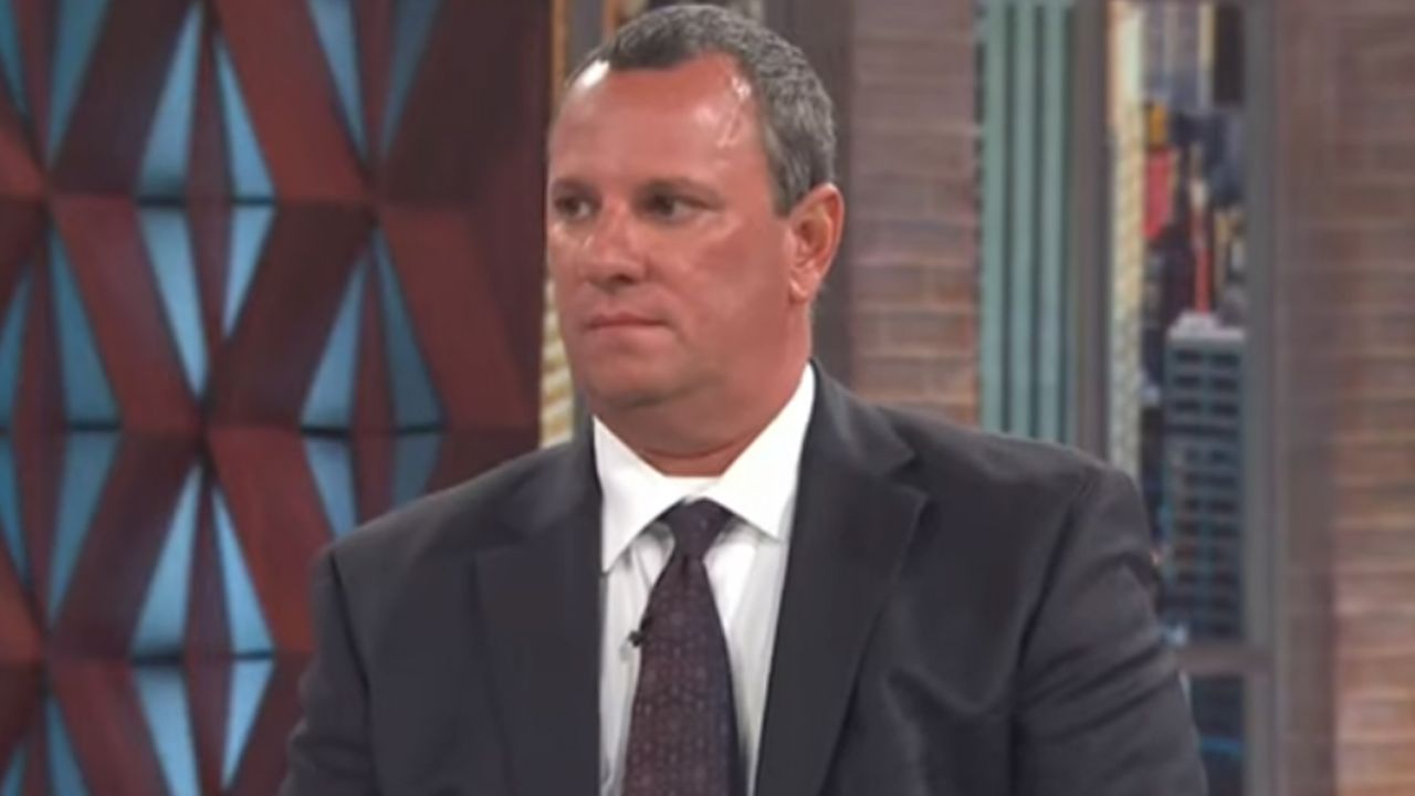 Periodista revela ficha por abuso sexual contra doctor que atendió a José José