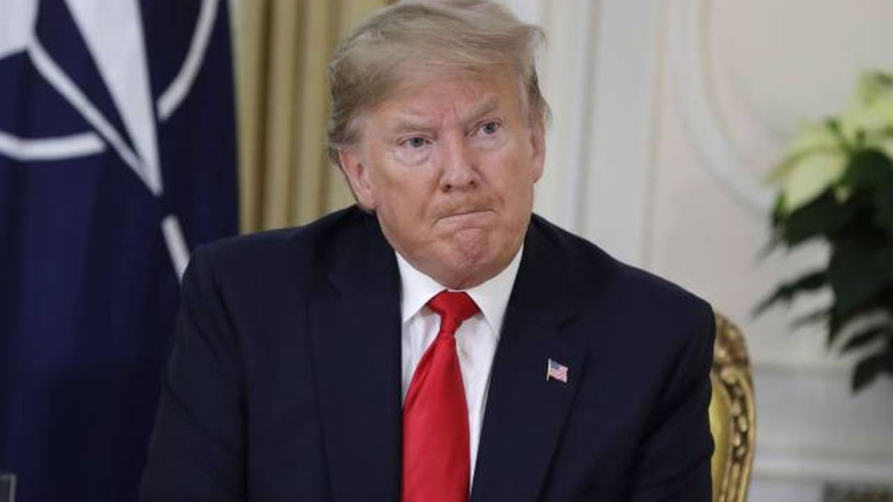 Ahora demandan a Trump por derroche en fiestas, cocteles y contratar su hotel