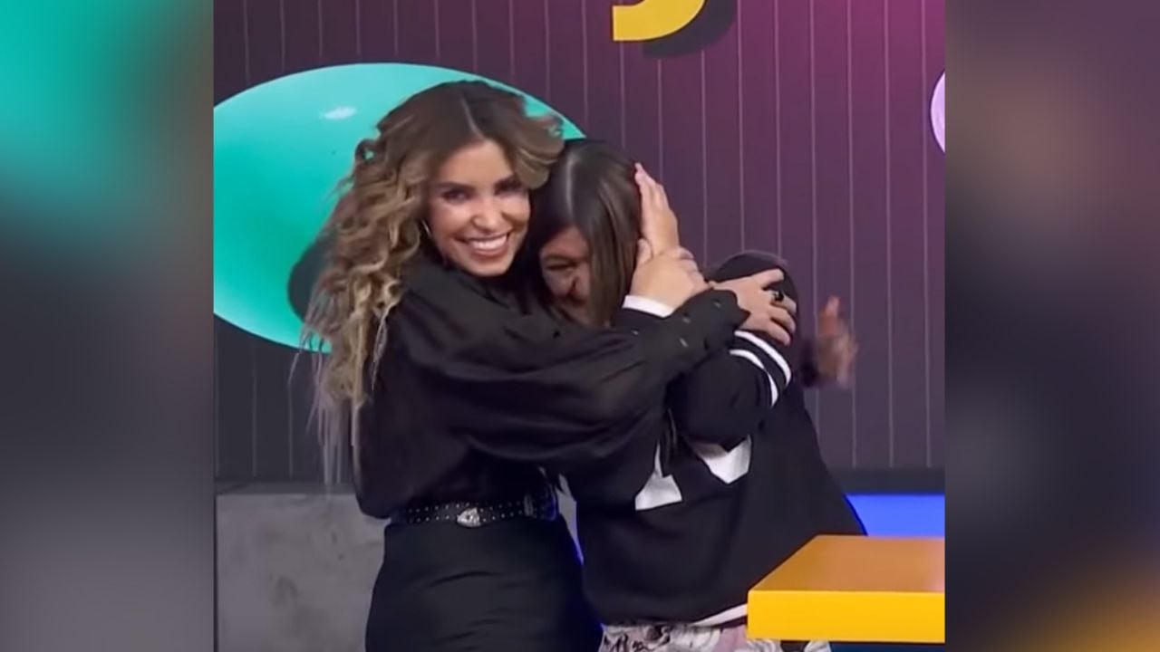 “¡Ay!”: En pleno show, Andrea Escalona se cachetea a Martha Figueroa