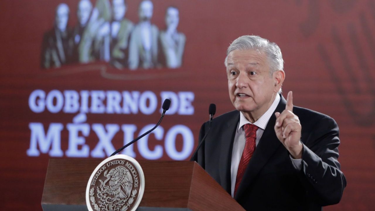 AMLO revela plan de emergencia por desbasto de medicamentos oncológicos