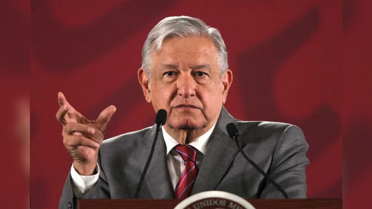 AMLO niega que niña con cáncer viajara de México a Suiza por no ser atendida