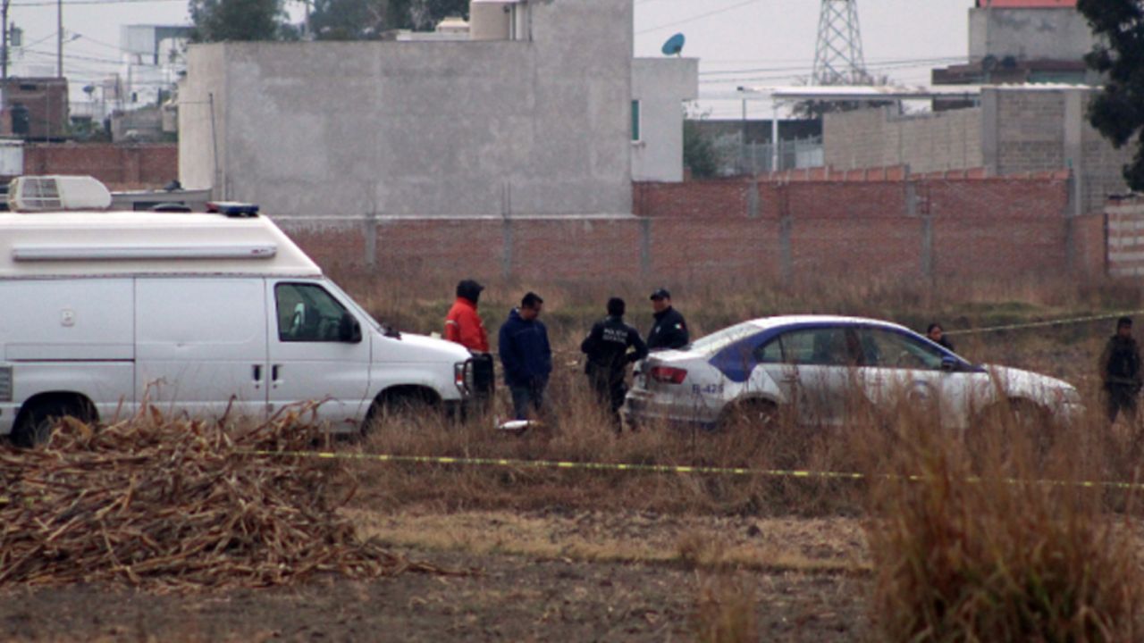 Terror en Puebla: Hallan cinco cuerpos calcinados en auto abandonado