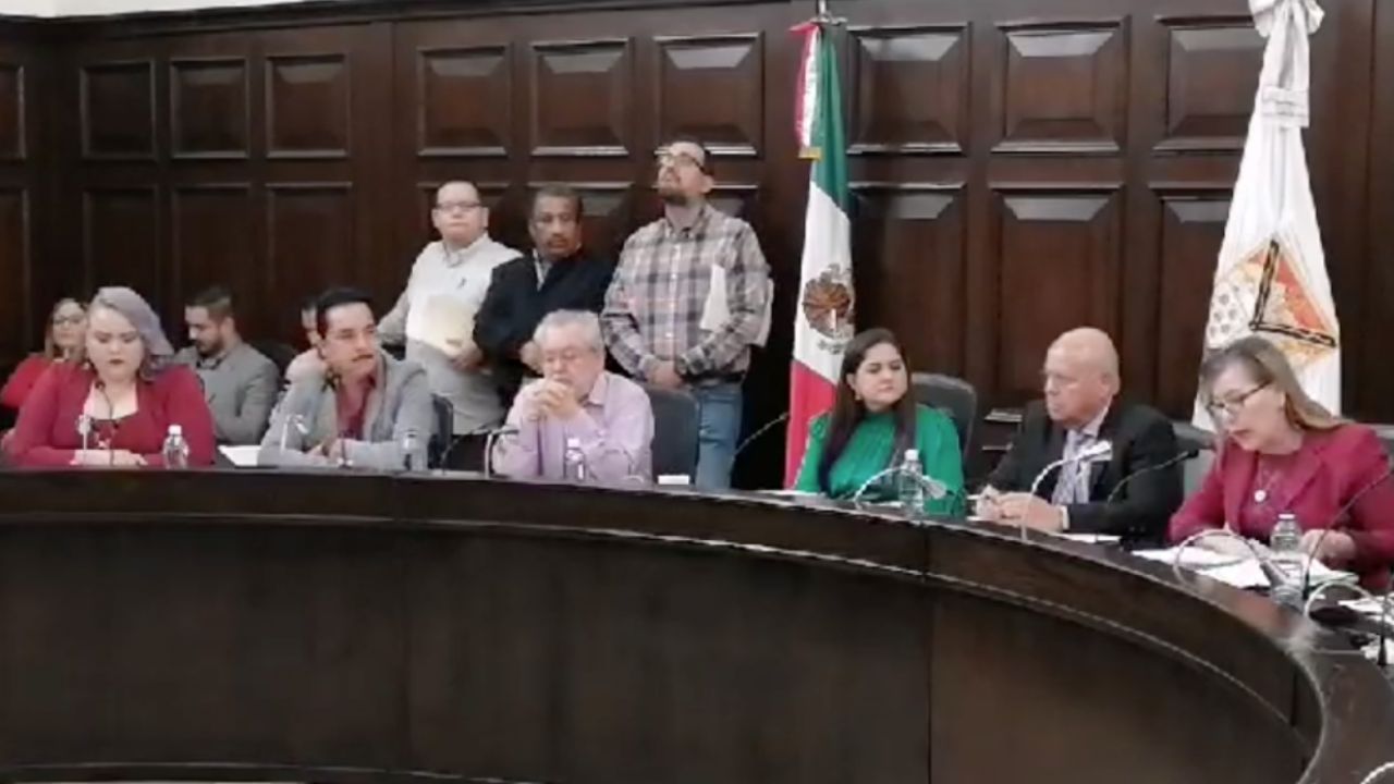 Se realiza en Hermosillo, Sonora sesión de cabildo para temas de alumbrado