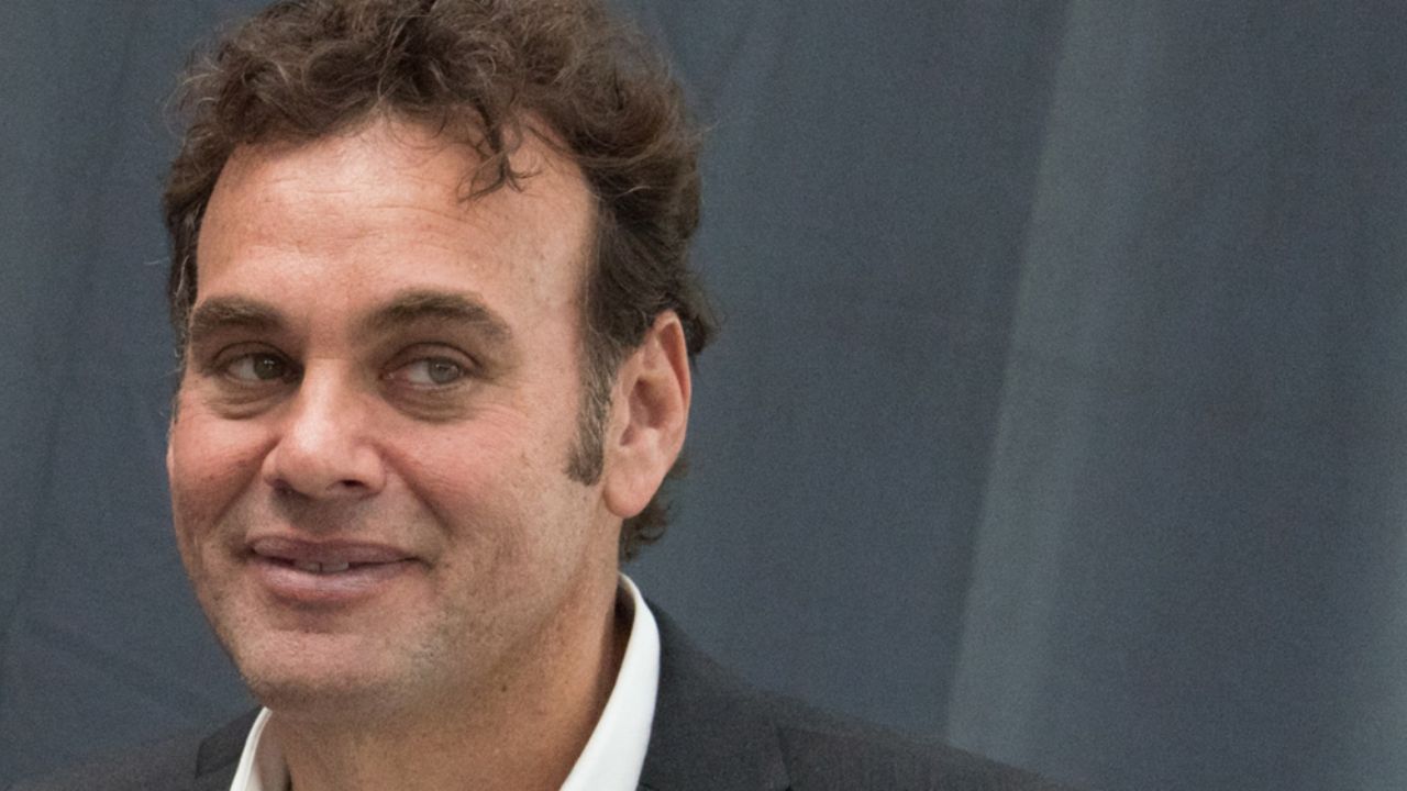 “Te falta humildad”: Faitelson critica a ‘Chicharito’ por decir que es “leyenda”