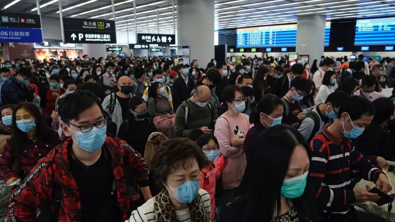 Tras el brote por el coronavirus, Hong Kong se declara en emergencia máxima