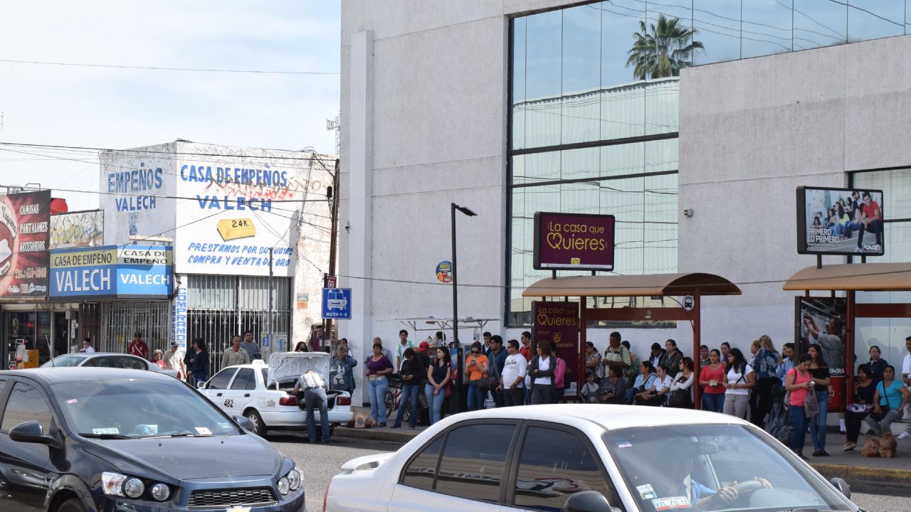 Matrícula de ‘dieceros’ aumenta más de un 50% por mal servicio de camiones