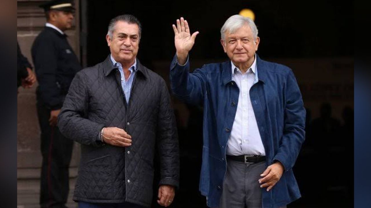 Ciudadanos de Nuevo León abuchean a ‘El Bronco’ y piden su renuncia