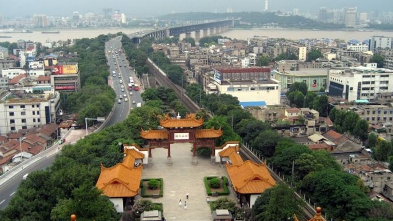 Tras muertes de coronavirus, mexicano en China ahora pide ayuda a EU