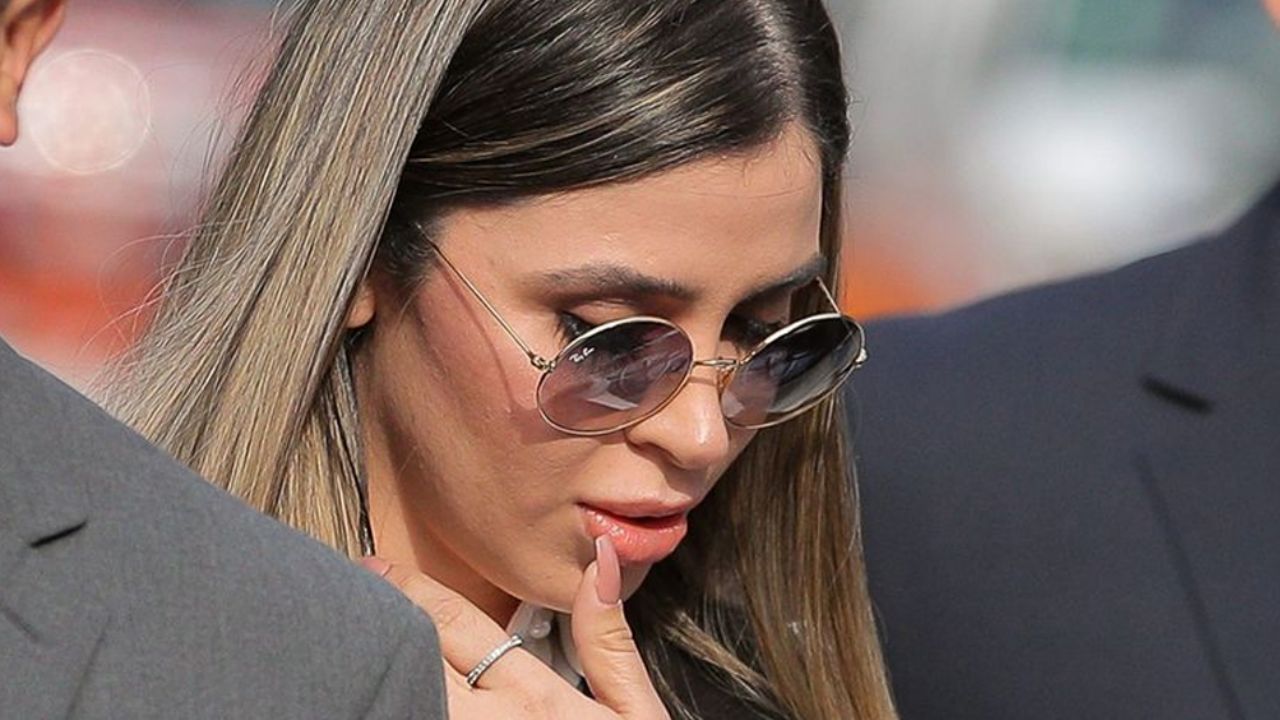 Emma Coronel reaparece en redes sociales y presume sus vacaciones