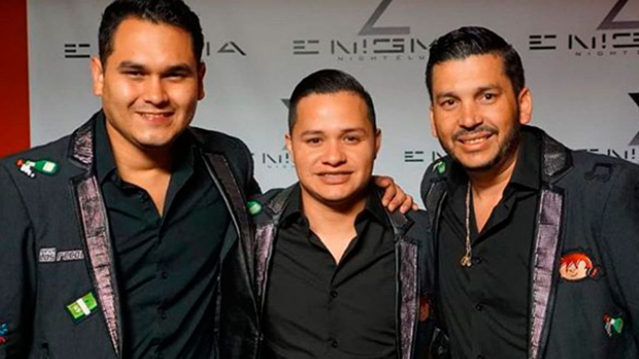 VIDEO: Golpean al vocalista de Los Recoditos en plena transmisión