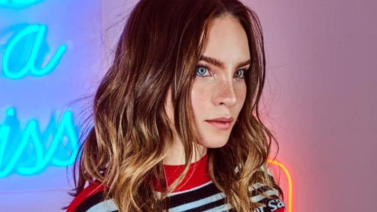 Fans ‘devoran’ a Belinda por descarado playback: “Que devuelva el dinero”