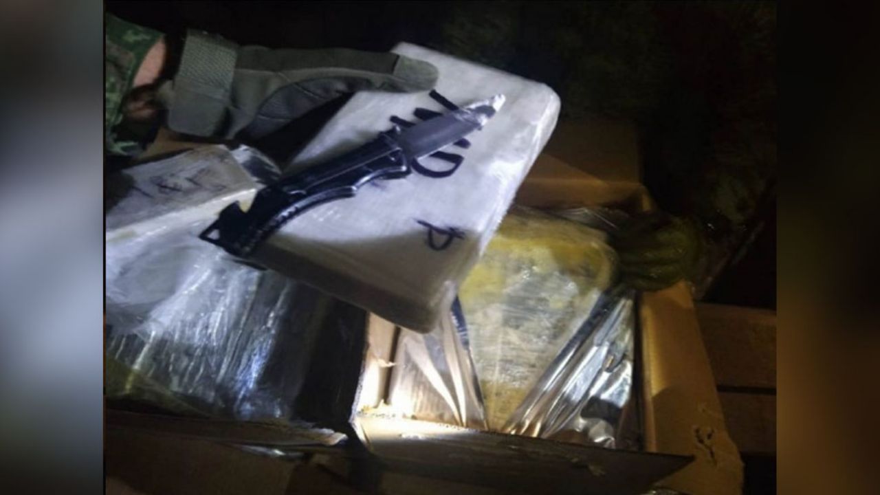 Ejército asegura cargamento de coca con valor de 223mdp en Nayarit