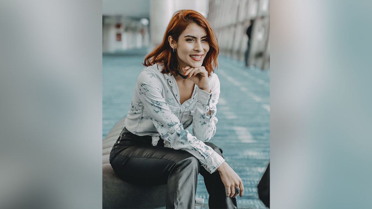 María León cautiva a seguidores con sus mejores pasos de ballet